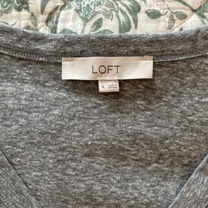 LOFT Heather Gray Shirred Front V-Neck Knit Top